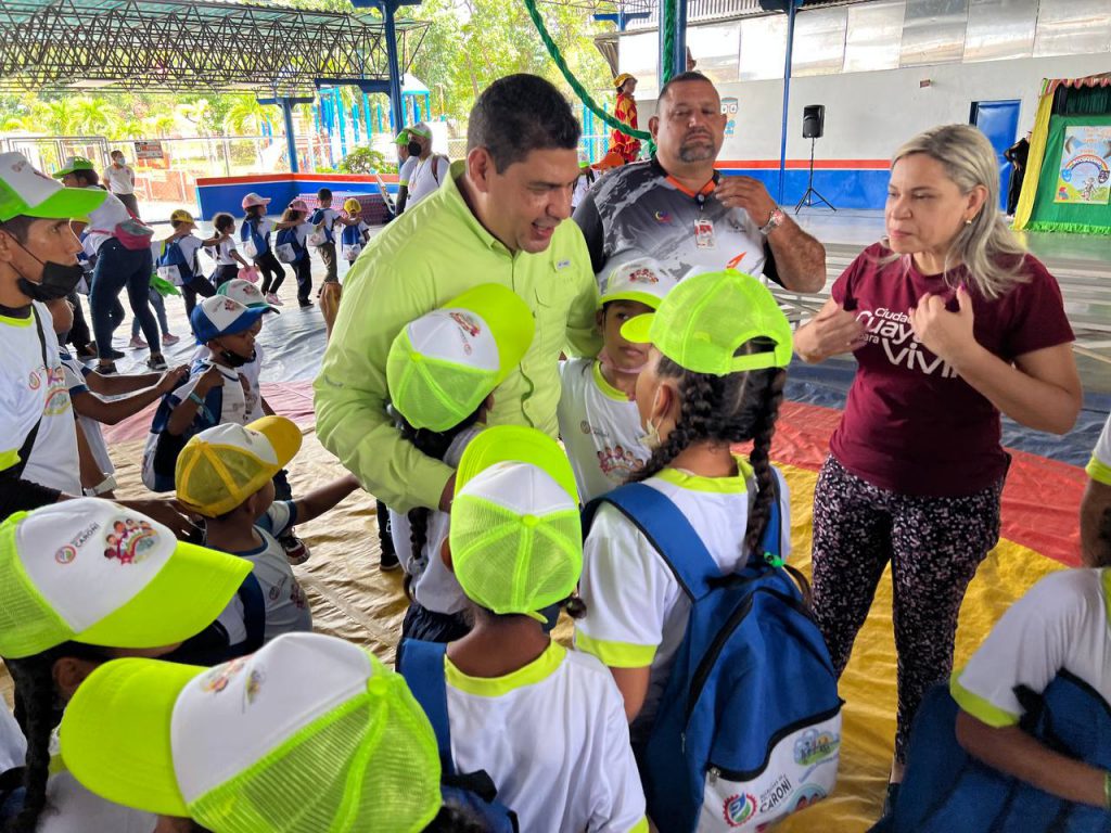 mas de 250 niños atiende plan vacacional