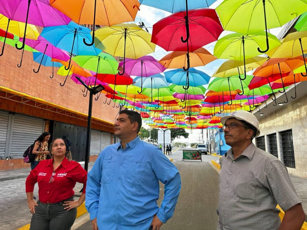 san felix se llena de colores