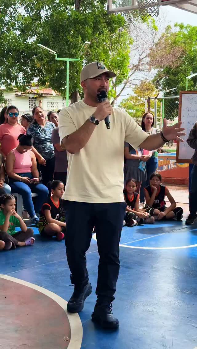 Hoy el Circuito Comunal Auyantepuy demostró, una vez más, que la fuerza de la patria nace en las c...