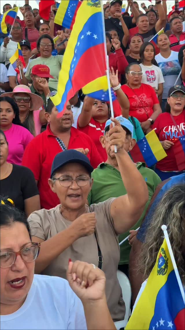 El pueblo patriota de Bolívar está en la calle, defendiendo la Revolución y la soberanía, hoy en...
