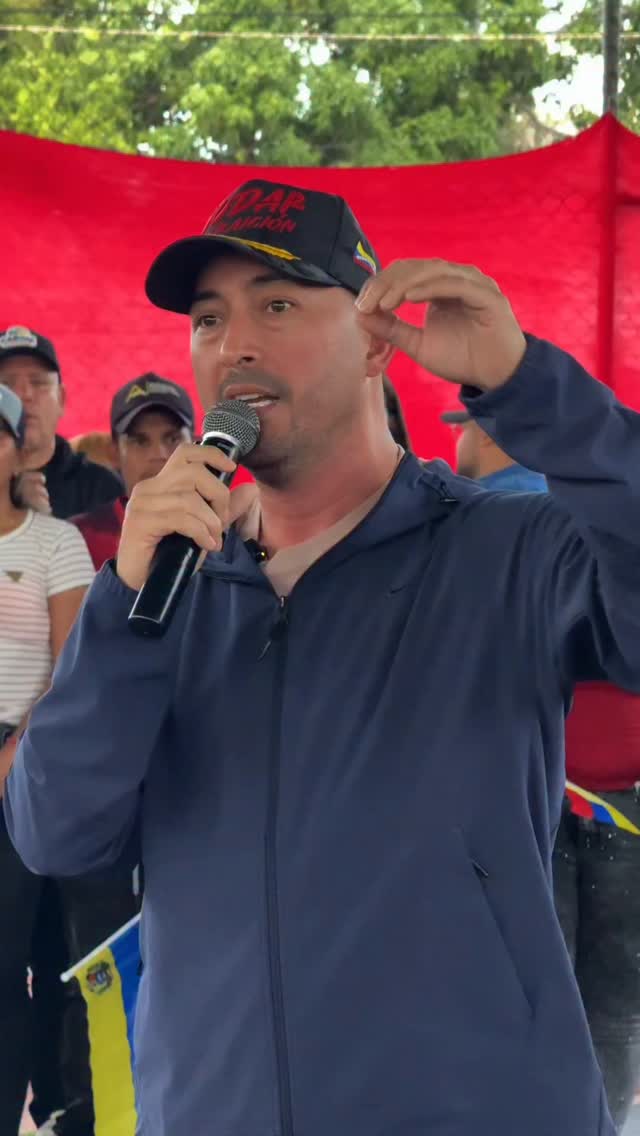 El pueblo organizado de Once de Abril protagonizó una Asamblea Municipal del Poder Constituyente Or...