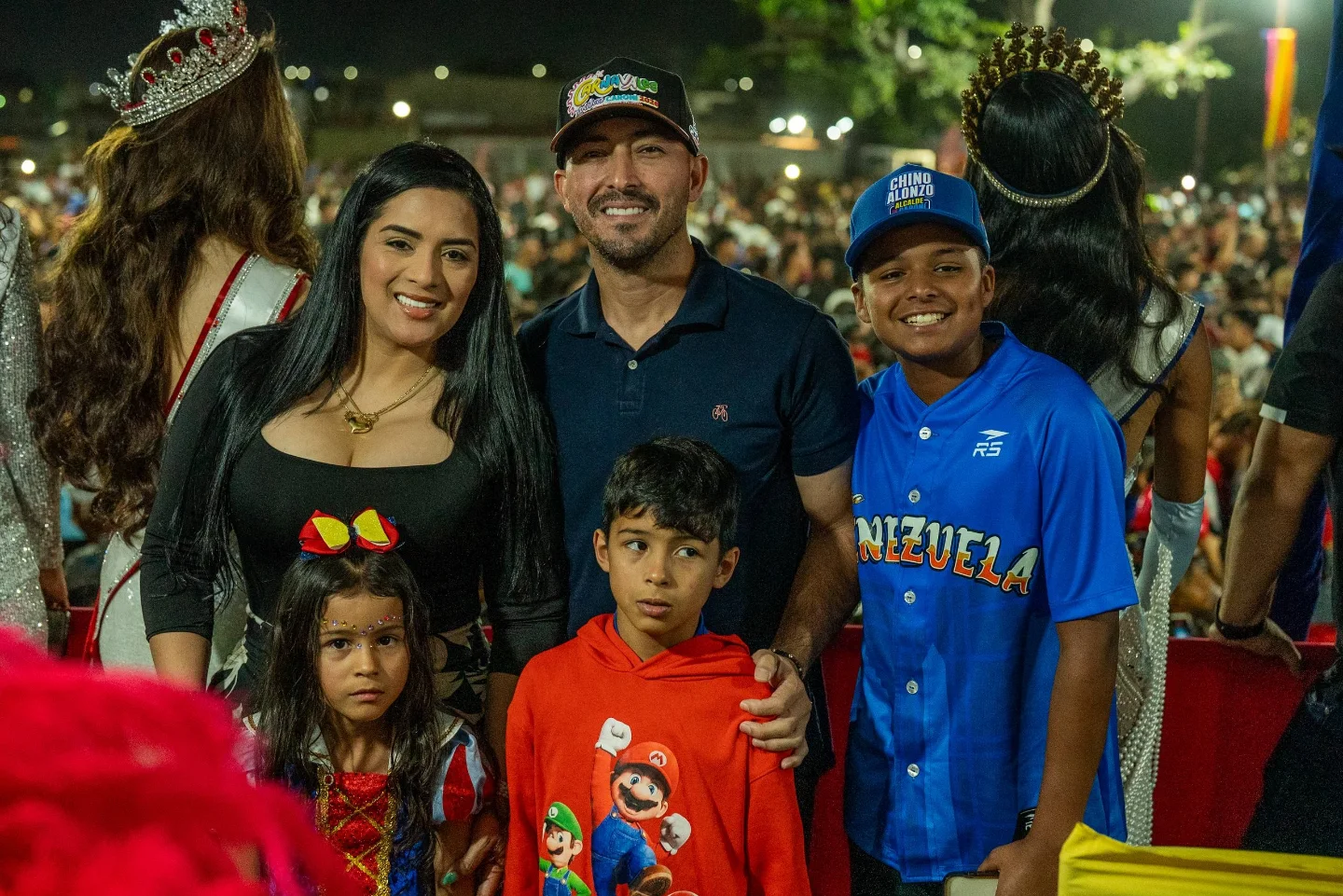 ​¡Llenazo Total en la Gumilla: Una Noche de Pueblo, Alegría y Paz! 

​¡Simplemente impresiona...