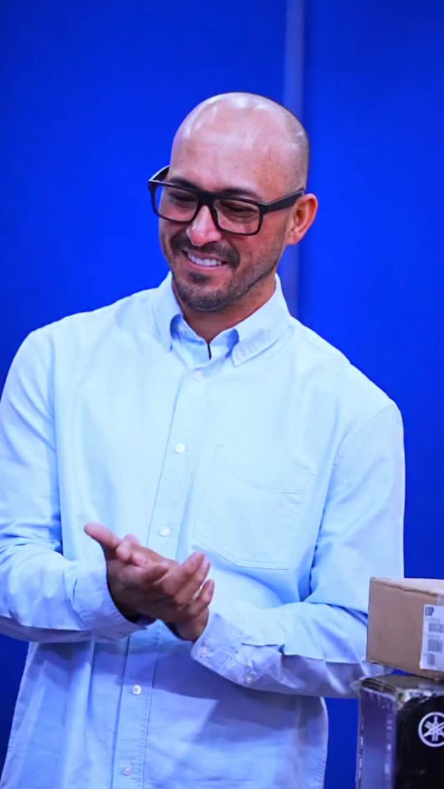 ​No caminamos a ciegas; Dios siempre ha sido el faro que ilumina nuestro sendero. En su infinita s...