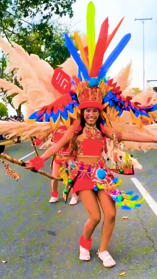 ¡La transformación de Caroní no se detiene! 

 El plan de embellecimiento llegó a la av. Gumilla...