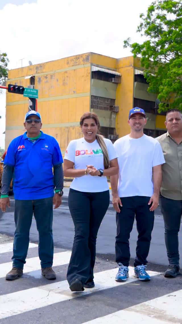 ¡Asfaltado de primera porque al trabajo no le gana nadie!

La Bariloche está quedando como nueva g...