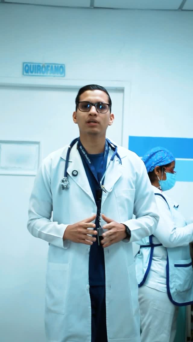 Manos que cuidan, corazones que sirven. 

​Desde la Clínica Popular Las Amazonas, trabajamos día...