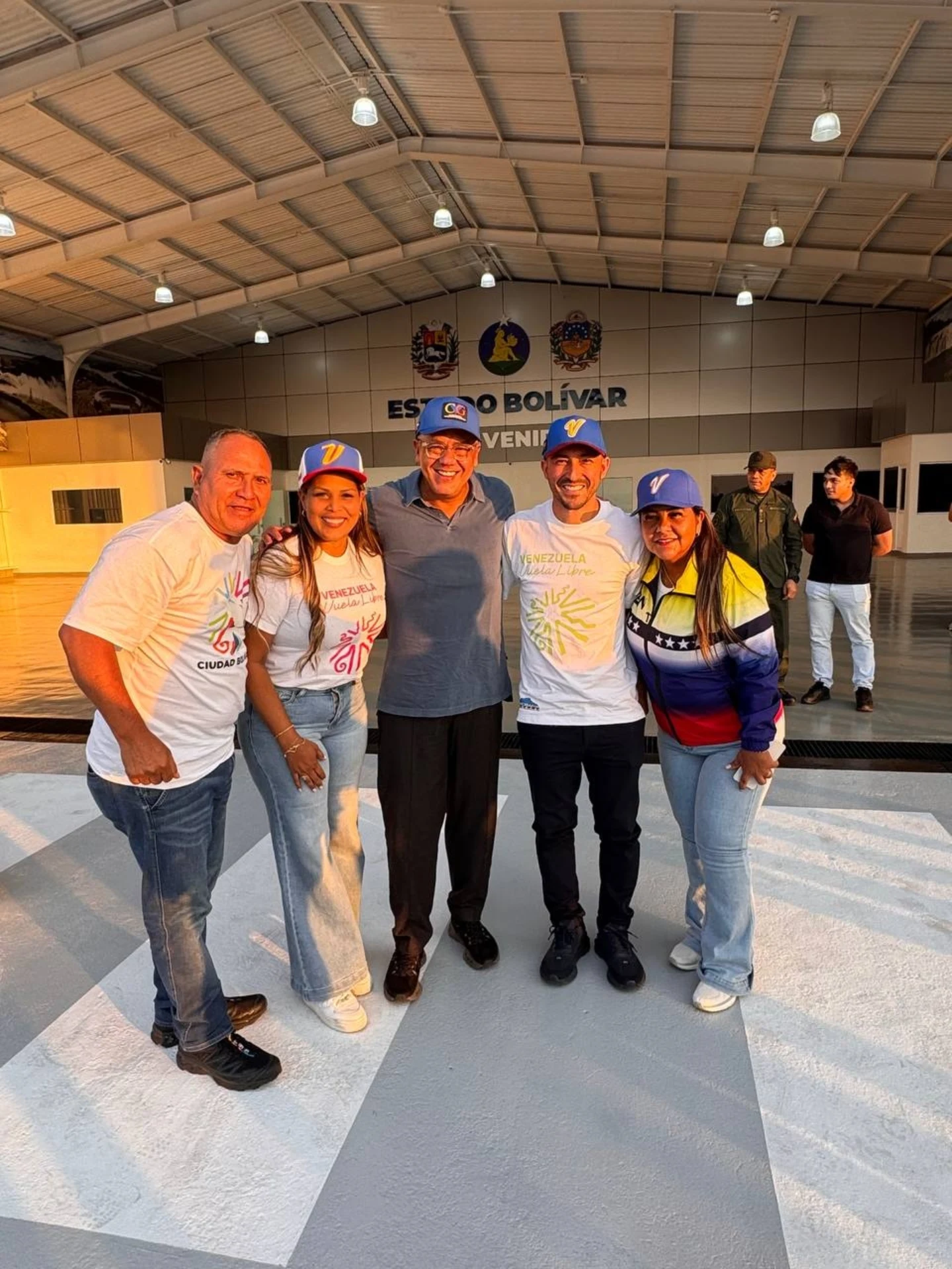 Iniciamos con alegría la Gran Peregrinación por una Venezuela sin sanciones y en paz. Es un moment...