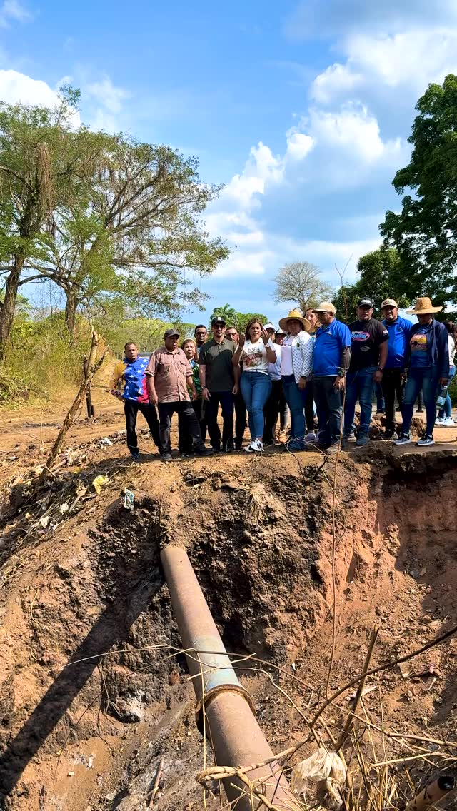 Pozo Verde está de moda, y si no me creen miren todo lo que estamos haciendo aquí: Asfaltado, repa...