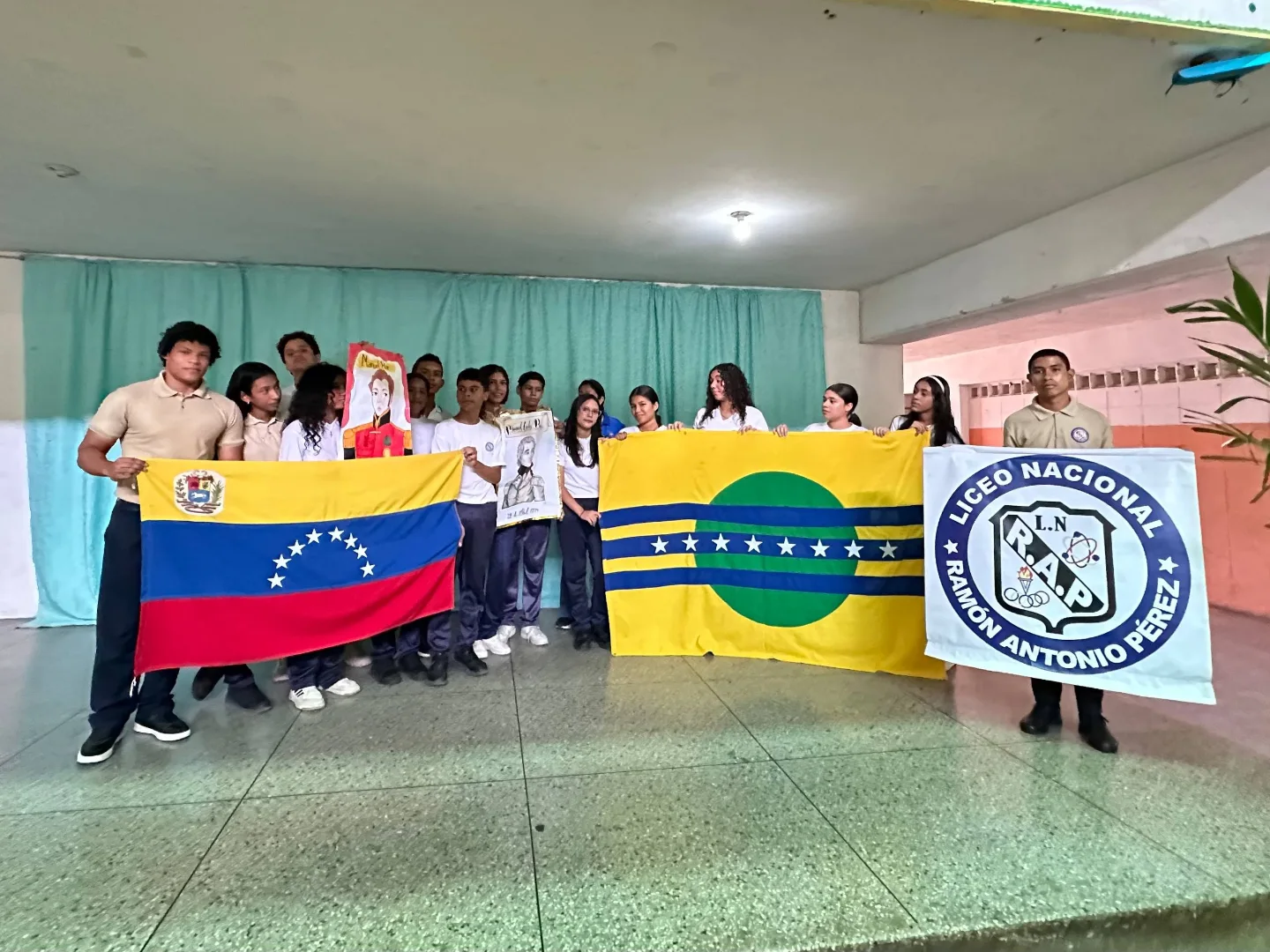 ¡Misión Cumplida! Honramos al General Manuel Piar! 

​Cerramos con broche de oro el ciclo de con...