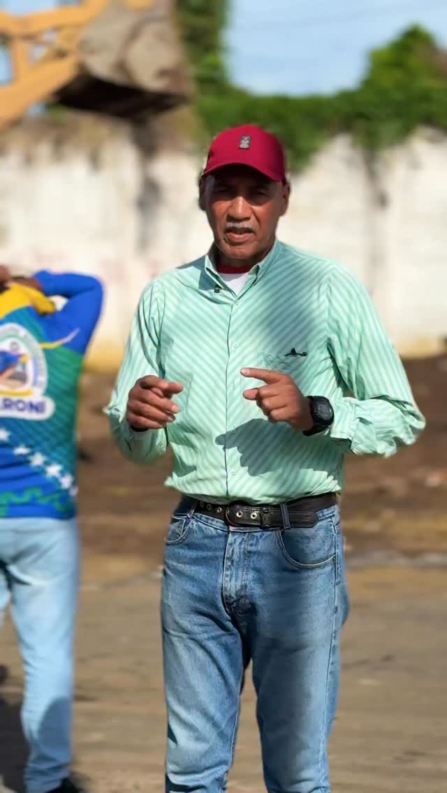 ¡Al trabajo no le gana nadie!  Nos mantenemos activos en diferentes frentes de trabajo, limpiando y...