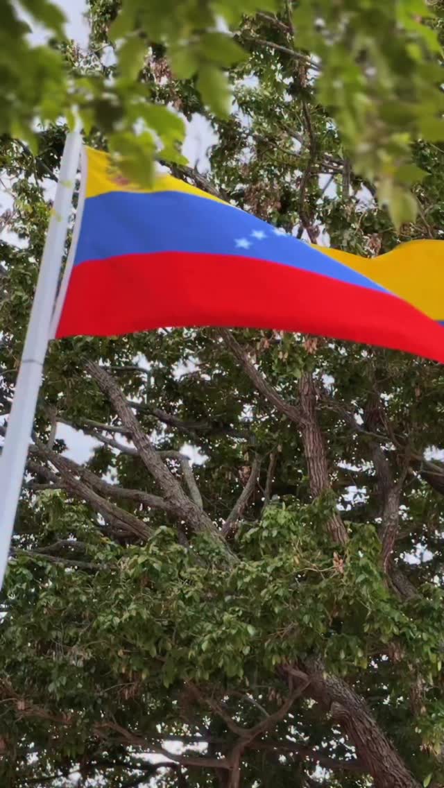 ¿Qué tal está el Complejo Deportivo Manuel Carlos Piar? Que te lo cuenten los atletas que se vini...