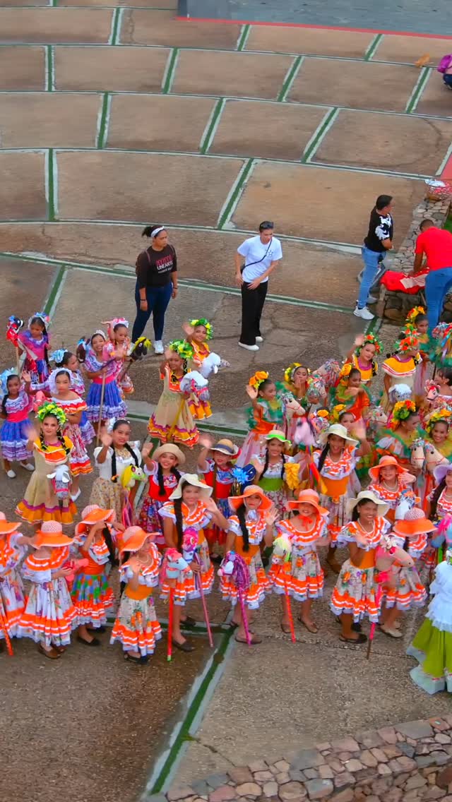 ​¡Nuestra tradición brilla más fuerte que nunca! 

​Así vivimos la víspera de San Juan en n...
