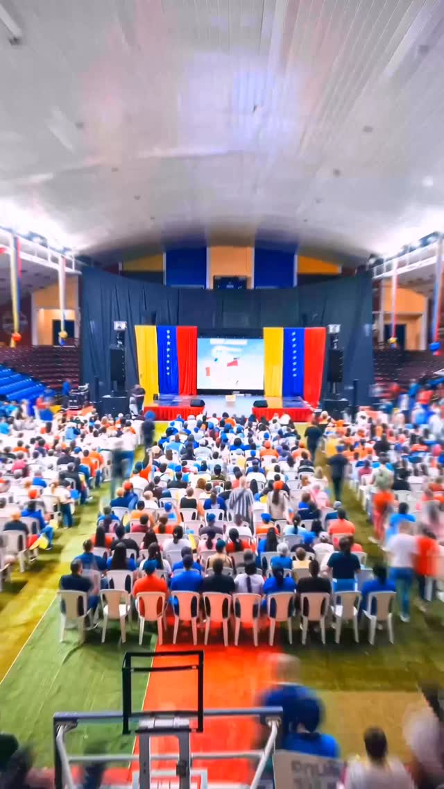 Aquí no hay proyectos individuales, el único proyecto es la comuna y el bienestar de nuestra gente...