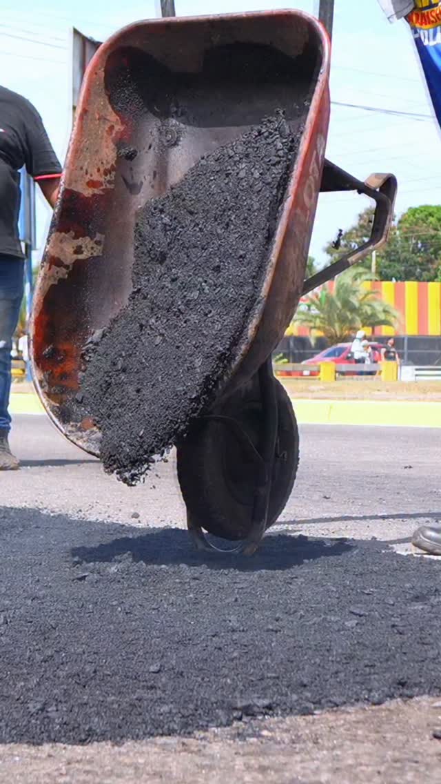 ¡Arrancamos con todo, 6 avenidas transformándose en Caroní! 
​¡El trabajo no lo para nadie! In...