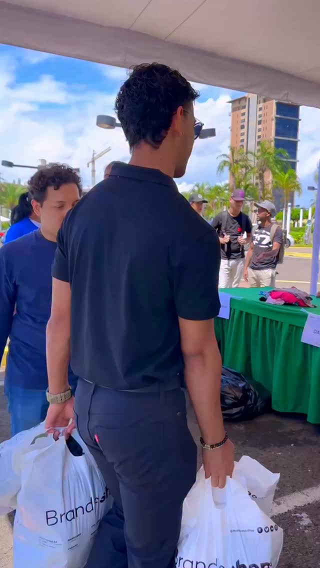 ¡Unidos en un solo ❤️ por 🇻🇪!
Nuestros centros de acopio reflejan lo más valioso que ten...
