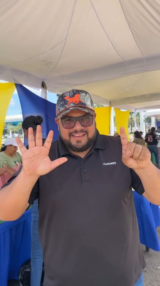Unidos, la ayuda no para. 

Cada gesto cuenta y cada esfuerzo suma para seguir adelante, continuamos...