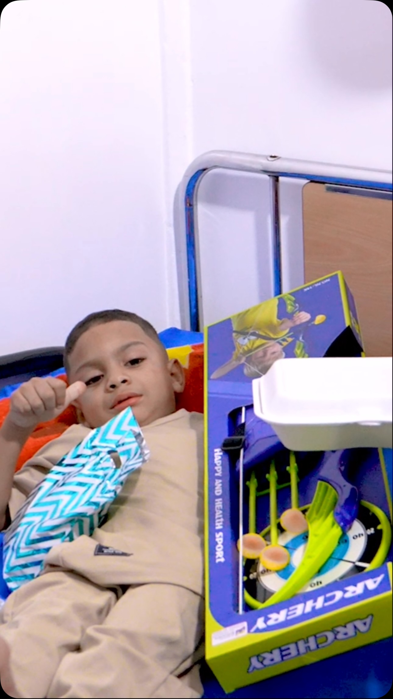 En este Mes del Niño, regalamos salud a nuestros pequeños héroes. Realizamos intervenciones de ci...