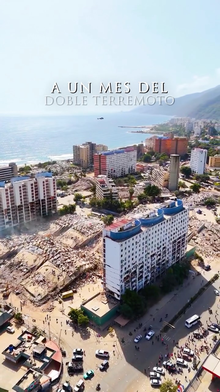 A un mes del doble sismo seguimos acompañando a las familias, ayudando desde el terreno a quienes m...