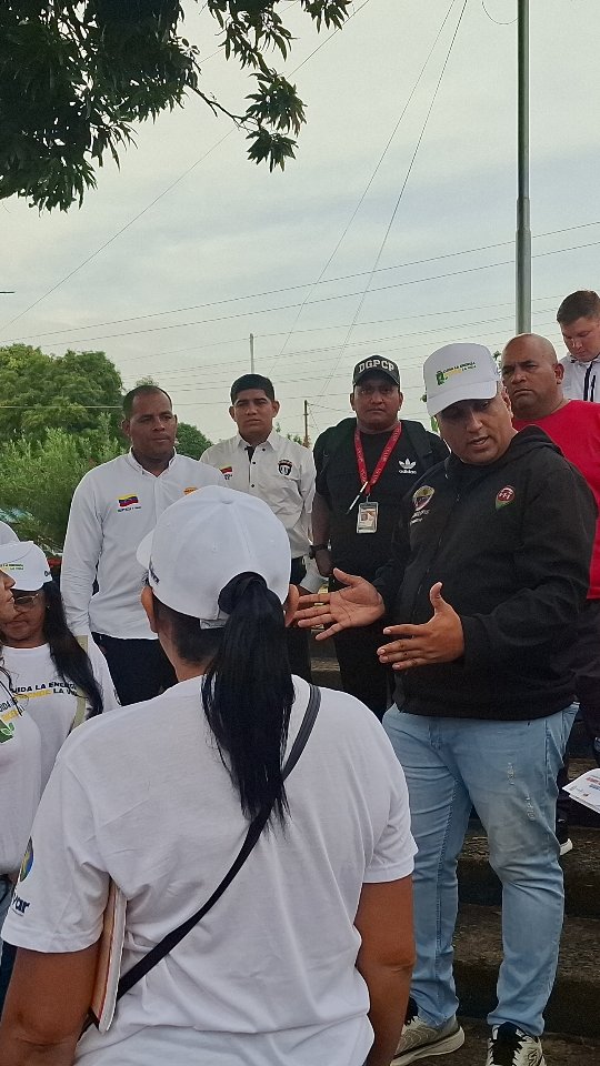 🛑 #15Ago | Funcionarios del Centro de Comando, Control y Telecomunicaciones VEN 9-1-1 Bolívar, l...