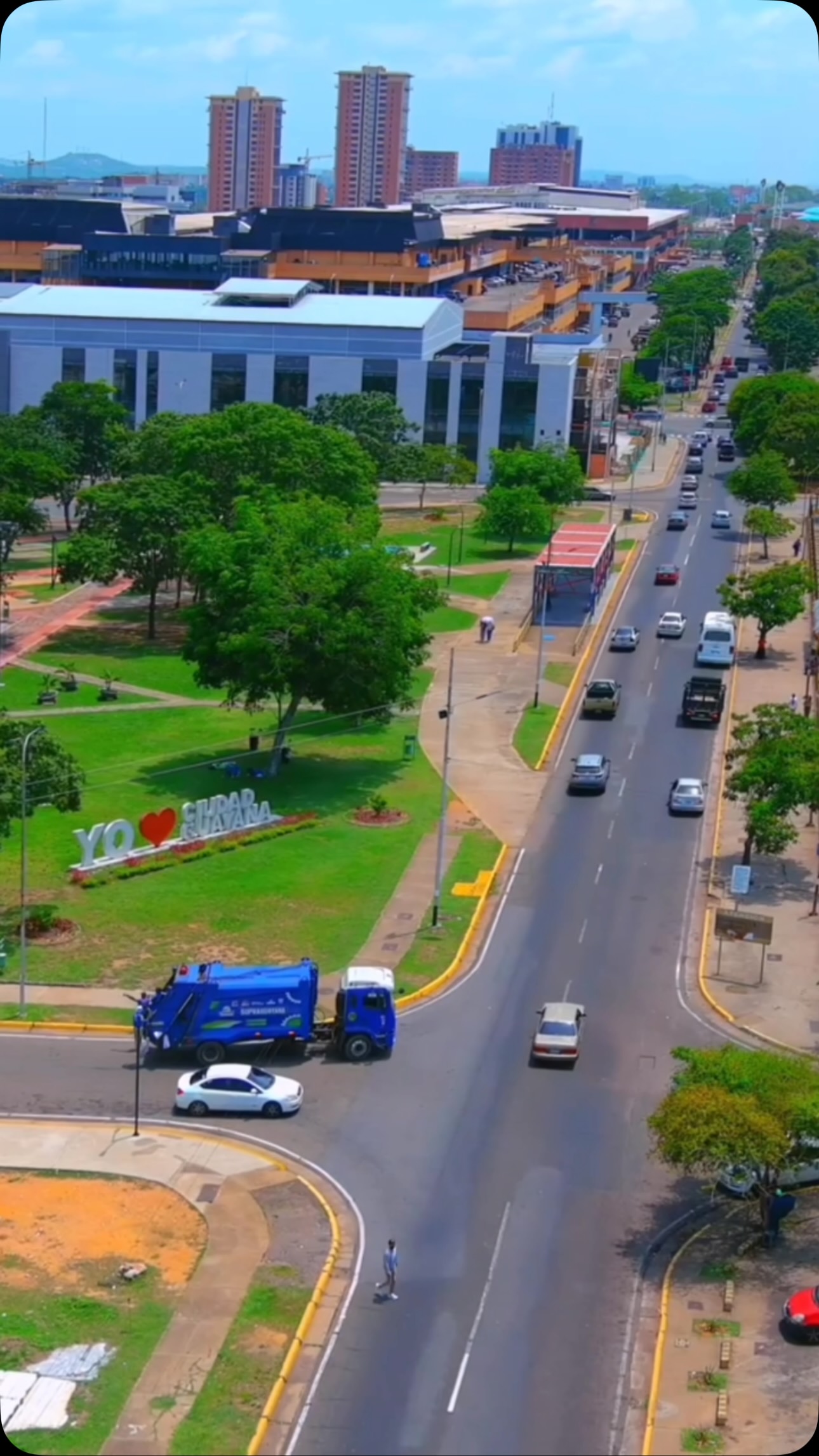 El objetivo es claro: Una ciudad más limpia y para conseguirlo estamos trabajando en cada rincón: ...